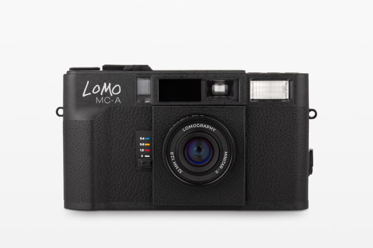 필름이 자동으로 잡힐 때 — Lomo MC-A